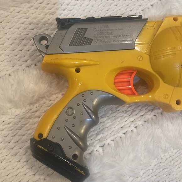 Nerf n-strike maverick rev-6 firing blaster toy rotating barrel six suction dart - Picture 5 of 12